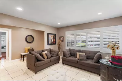 11907 Orchard Avenue, Los Angeles, CA 90044 - Photo 6