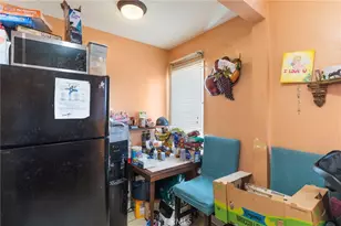 11907 Orchard Ave, Los Angeles, CA 90044 - Photo 24