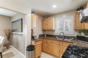 11907 Orchard Ave, Los Angeles, CA 90044 - Photo 12