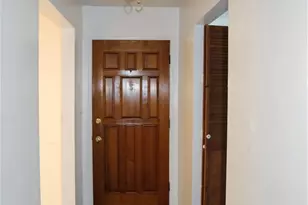 1354 Hallwood Ct, Upland, CA 91786 - Photo 2