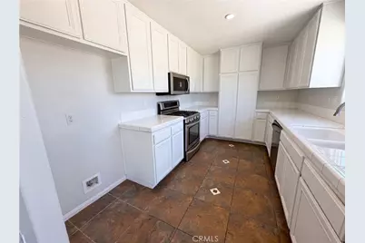 13185 Great Falls, Victorville, CA 92395 - Photo 2