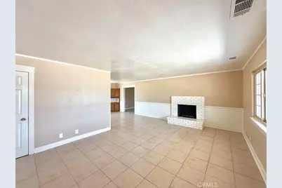 8938 Evergreen, Hesperia, CA 92345 - Photo 4
