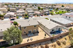 16620 Desert Lily, Victorville, CA 92394 - Photo 6