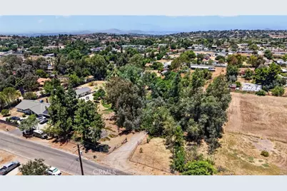 18666 Bert Road, Riverside, CA 92508 - Photo 64