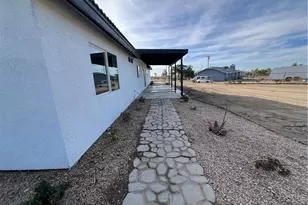 12911 Corton St, Phelan, CA 92371 - Photo 22