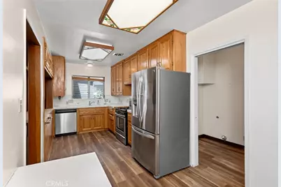 697 N 8th Avenue, Upland, CA 91786 - Photo 8