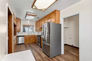 697 N 8th Ave, Upland, CA 91786 - Photo 8