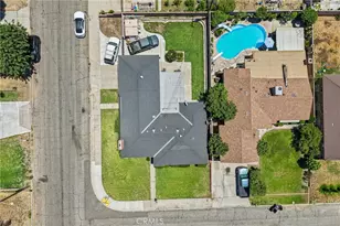 9929 Claremont, Bloomington, CA 92316 - Photo 44