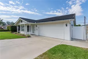 415 E Kendall St, Corona, CA 92879 - Photo 2
