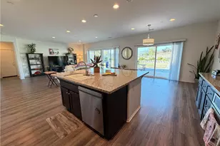 34762 Kingsnake, Murrieta, CA 92563 - Photo 8