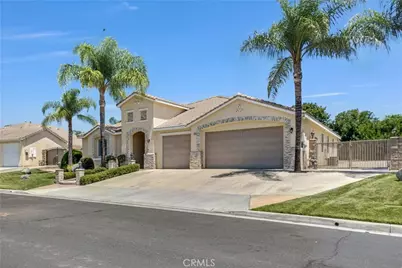 19246 Sterling Hill, Perris, CA 92570 - Photo 2
