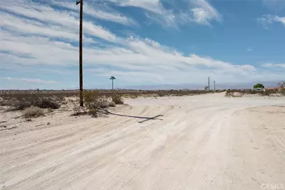 62826 Moonlight Mesa Street, Joshua Tree, CA 92252 - Photo 2