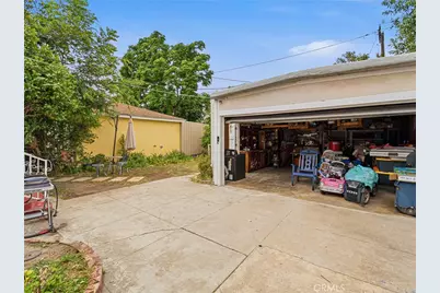 9231 Hunt Avenue, South Gate, CA 90280 - Photo 32