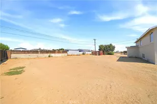 11498 Shahaptain, Hesperia, CA 92345 - Photo 46