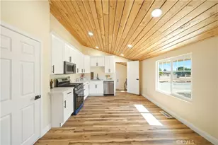 11498 Shahaptain, Hesperia, CA 92345 - Photo 8