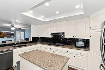 7024 Roddick Drive, Highland, CA 92346 - Photo 22