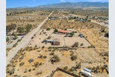 12274 Mountain, Pinon Hills, CA 92372 - Photo 46