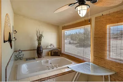 12274 Mountain, Pinon Hills, CA 92372 - Photo 32