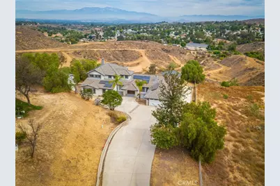 17033 Andromeda, Riverside, CA 92504 - Photo 2