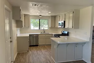 15686 Little Beaver, Victorville, CA 92395 - Photo 16