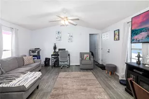 8811 Park, Bellflower, CA 90706 - Photo 10