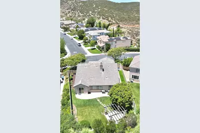 27617 Bottle Brush Way, Murrieta, CA 92562 - Photo 4