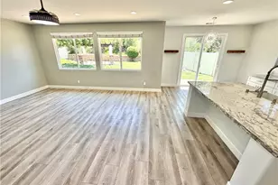 27617 Bottle Brush Way, Murrieta, CA 92562 - Photo 14