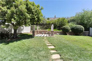 27617 Bottle Brush Way, Murrieta, CA 92562 - Photo 36