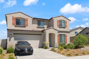 4728 Goldfinch, Hemet, CA 92545 - Photo 2
