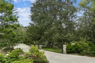 1611 Alberta Ln, Lake Arrowhead, CA 92352 - Photo 38