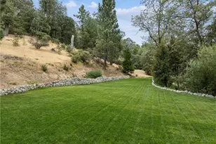 1611 Alberta Ln, Lake Arrowhead, CA 92352 - Photo 36