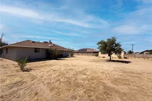 13191 El Rio, Victorville, CA 92392 - Photo 22