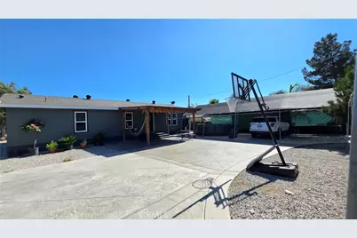 21975 Markham Street, Perris, CA 92570 - Photo 2