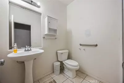13166 Four Hills Way, Victorville, CA 92392 - Photo 14