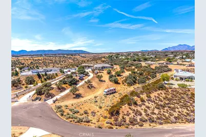 10505 Canyon, Oak Hills, CA 92344 - Photo 52