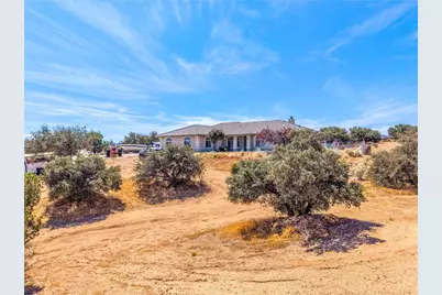 10505 Canyon, Oak Hills, CA 92344 - Photo 62