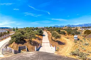 10505 Canyon, Oak Hills, CA 92344 - Photo 58