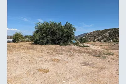 6263 Dusty, Phelan, CA 92371 - Photo 12