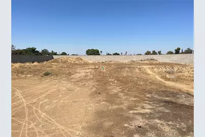 460 Oswell St, Bakersfield, CA 93307 - Photo 22