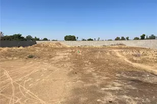 460 Oswell St, Bakersfield, CA 93307 - Photo 22