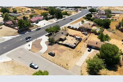 16180 Nisqualli, Victorville, CA 92395 - Photo 14