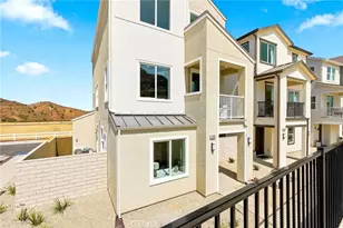 27604 Barefoot Pl, Valencia, CA 91381 - Photo 6
