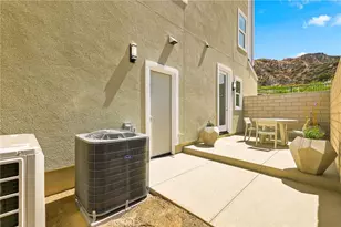 27604 Barefoot Pl, Valencia, CA 91381 - Photo 14