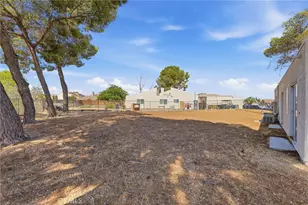 14431 Helm Ct, Helendale, CA 92342 - Photo 34