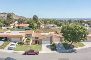 5655 Falling Leaf, Jurupa Valley, CA 92509 - Photo 38