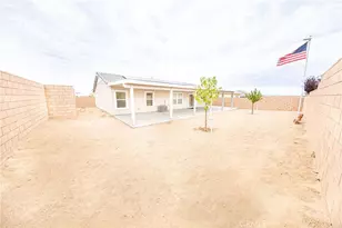 13711 Asprey Rd, Victorville, CA 92392 - Photo 2
