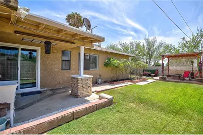 10884 Cypress Ave, Riverside, CA 92505 - Photo 34