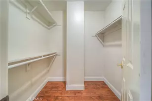 18100 Burbank, Tarzana, CA 91356 - Photo 54
