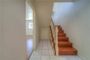 18100 Burbank, Tarzana, CA 91356 - Photo 38