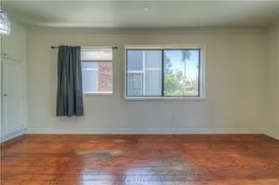 18100 Burbank, Tarzana, CA 91356 - Photo 34